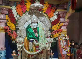 ಬಾಗೇಪಲ್ಲಿಯಲ್ಲಿ ಗುರುಪೂರ್ಣಿಮೆ; ಸಾಯಿಬಾಬಾ ದೇಗುಲದಲ್ಲಿ ವಿಶೇಷ ಪೂಜೆ