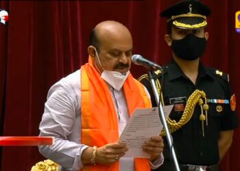 ದೇವರ ಹೆಸರಿನಲ್ಲಿ ಬೊಮ್ಮಾಯಿ ಪ್ರಮಾಣ