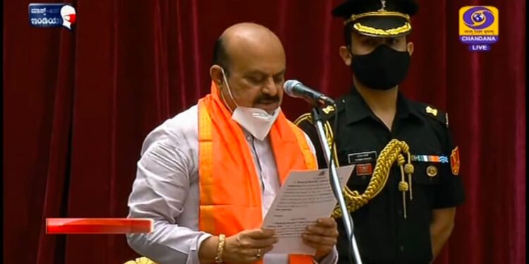ದೇವರ ಹೆಸರಿನಲ್ಲಿ ಬೊಮ್ಮಾಯಿ ಪ್ರಮಾಣ