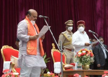 ದೇವರ ಹೆಸರಿನಲ್ಲಿ ಬೊಮ್ಮಾಯಿ ಪ್ರಮಾಣ