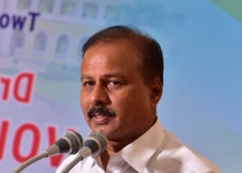 ಆಪರೇಷನ್‌ ಹಸ್ತ! ಕಾಂಗ್ರೆಸ್‌ ಟಚ್‌ನಲ್ಲಿ ಬಿಜೆಪಿ, ಜೆಡಿಎಸ್  ಶಾಸಕರು