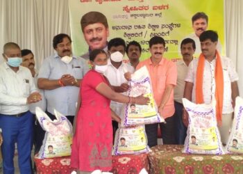 ಕೋವಿಡ್ ವಾರಿಯರ್ಗಳಾಗಿ ಶಿಕ್ಷಕರು; ಮುಖ್ಯಮಂತ್ರಿಗೆ ಮನವಿ