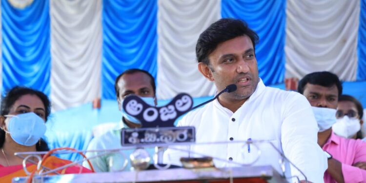 ಚಿಕ್ಕಬಳ್ಳಾಪುರದಲ್ಲಿ ಜವಳಿ & ಫಾರ್ಮಾ ಉದ್ಯಮಗಳ ಸ್ಥಾಪನೆ