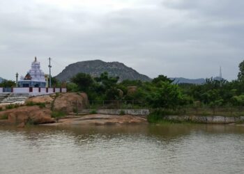 ಕುಡುಕರ ಅಡ್ಡೆಯಾದ ಗುಡಿಬಂಡೆ ಹೊಂಗೆ ಉದ್ಯಾನವನ