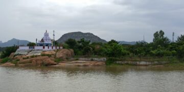 ಕುಡುಕರ ಅಡ್ಡೆಯಾದ ಗುಡಿಬಂಡೆ ಹೊಂಗೆ ಉದ್ಯಾನವನ