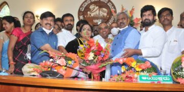 ಕೈಕೊಟ್ಟ ಜೆಡಿಎಸ್! ನಂಬಿ ಕೆಟ್ಟ ಕಾಂಗ್ರೆಸ್!!