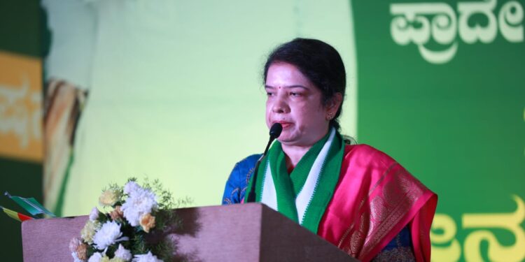 ಅಧಿಕಾರಕ್ಕೆ ಬಂದರೆ ಮಹಿಳೆಯರ ಸಾಲ ಮನ್ನಾ