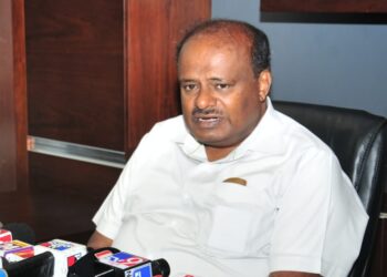 ಹೂ ಈಸ್ ಸಿದ್ದರಾಮಯ್ಯ?