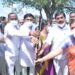 ಮನೆಗಳಿಗೆ ಕೆರೆ ನೀರು!