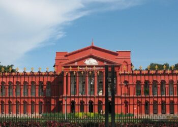 ಕಾಂಗ್ರೆಸ್ ಮೇಕೆದಾಟು ಪಾದಯಾತ್ರೆಗೆ ಹೈಕೋರ್ಟ್ ಛೀಮಾರಿ