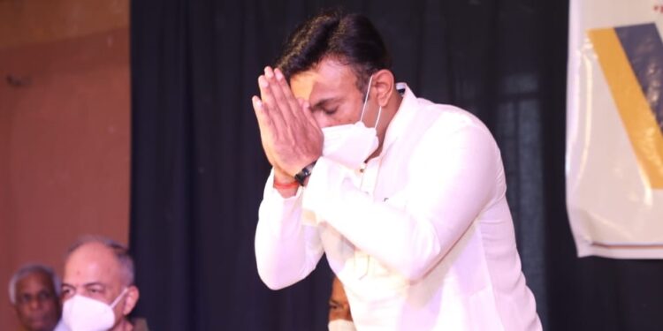 ಕೋವಿಡ್ ಲಸಿಕೆ ಅಭಿಯಾನಕ್ಕೆ ಒಂದು ವರ್ಷ; ಕೈ ಮುಗಿದ ಸಚಿವ ಡಾ.ಸುಧಾಕರ್