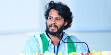 ವಿಧುರಾಶ್ವತ್ಥದಲ್ಲಿ ಗಂಗಾ ಪೂಜೆ ನೆರೆವೇರಿಸಿದ ನಿಖಿಲ್