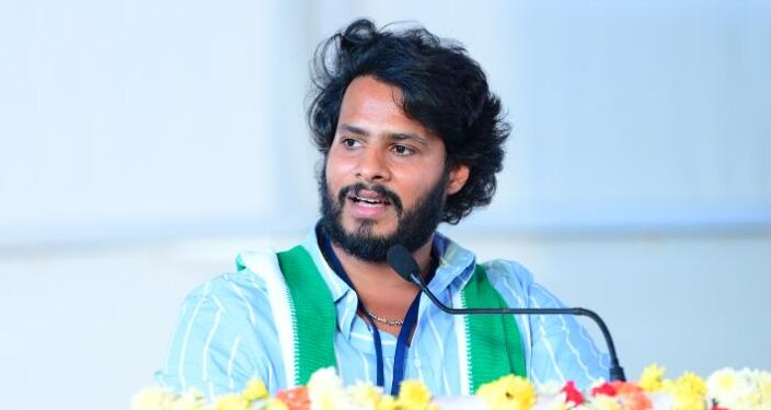 ವಿಧುರಾಶ್ವತ್ಥದಲ್ಲಿ ಗಂಗಾ ಪೂಜೆ ನೆರೆವೇರಿಸಿದ ನಿಖಿಲ್