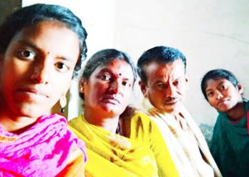 ಕಷ್ಟಗಳನ್ನೇ ಮೆಟ್ಟಿಲು ಮಾಡಿಕೊಂಡ ಅಕ್ಕ-ತಂಗಿ
