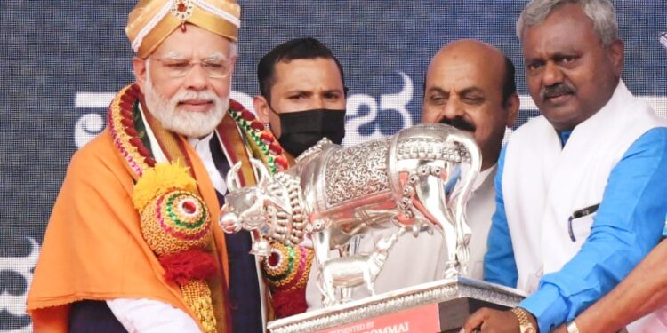 40 ವರ್ಷಗಳಿಂದ ನೆನಗುದಿಗೆ ಬಿದ್ದಿದ್ದ ಯೋಜನೆಗಳಿಗೆ ಚಾಲನೆ, 40 ತಿಂಗಳಲ್ಲಿ ಪೂರ್ಣಗೊಳಿಸಲು ಚಿಂತನೆ: ನರೇಂದ್ರ ಮೋದಿ