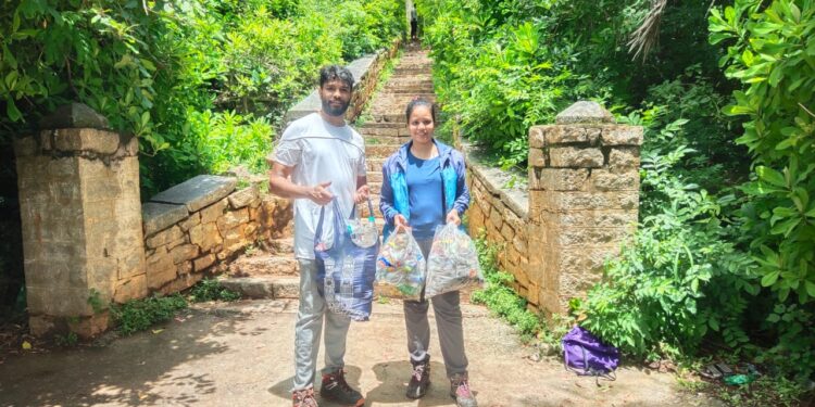 ಪ್ಲ್ಯಾಸ್ಟಿಕ್‌ ಮುಕ್ತ ನಂದಿಬೆಟ್ಟ; ಬೆಂಗಳೂರು ದಂಪತಿಯ ಪರಿಸರ ಸೇವೆ