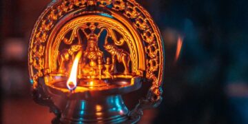 ಯುಗಯುಗಳ ಕಥೆ ಹೇಳುವ ಬೆಳಕಿನ ಹಬ್ಬ