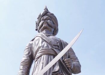 ನಾಡಪ್ರಭು ಕೆಂಪೇಗೌಡರನ್ನು ರಾಜಕೀಯಕ್ಕೆ ಎಳೆದುತಂದ ಪ್ರಧಾನಿ ಮೋದಿ