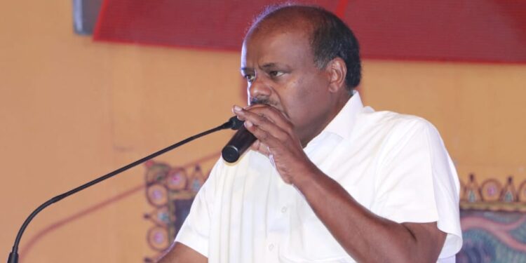 ಕಾಂಗ್ರೆಸ್ ಸುಳ್ಳು ಗ್ಯಾರಂಟಿಗಳ ವಿರುದ್ಧ ಹೋರಾಟಕ್ಕೆ ಮುಖಂಡರಿಗೆ ರಣವೀಳ್ಯ ನೀಡಿದ ಹೆಚ್.ಡಿ.ಕುಮಾರಸ್ವಾಮಿ