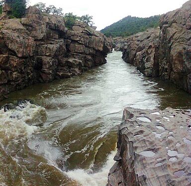 ಕರ್ನಾಟಕ, ತಮಿಳುನಾಡು ಜಲ ಸಂಕಷ್ಟಕ್ಕೆ ಮೇಕೆದಾಟು ಒಂದೇ ಪರಿಹಾರ ಎಂದ ಸಿಎಂ