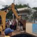 ಶಾಸಕರ ಮನೆ ಗೋಡೆ ಕೆಡವಿದ ಅಧಿಕಾರಿಗಳು!
