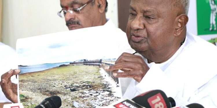 ಕಾವೇರಿ ಬಿಕ್ಕಟ್ಟು; ಮೋದಿ ಮಧ್ಯಪ್ರವೇಶಕ್ಕೆ ಹೆಚ್.ಡಿ.ದೇವೇಗೌಡರ ಒತ್ತಾಯ