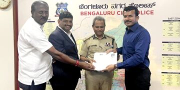 HDK ವಿರುದ್ಧ ಪೋಸ್ಟರ್ ಅಂಟಿಸಿದ ಕಾಂಗ್ರೆಸ್ ಮುಖಂಡರ ವಿರುದ್ಧ ಪೊಲೀಸರಿಗೆ ದೂರು ಕೊಟ್ಟ ಜೆಡಿಎಸ್; FIR ದಾಖಲು