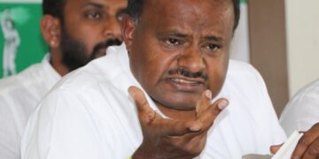 ಸಿದ್ದರಾಮಯ್ಯ ವಿರುದ್ಧ ಕುಮಾರಸ್ವಾಮಿ  ವಿಡಿಯೋ ಬಾಂಬ್
