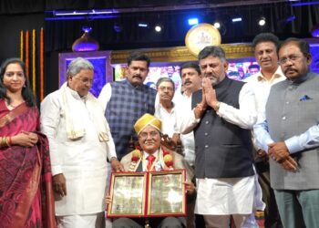 68 ಸಾಧಕರಿಗೆ ರಾಜ್ಯೋತ್ಸವ ಪ್ರಶಸ್ತಿ ಪ್ರದಾನ