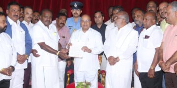 ಬರ ಪರಿಸ್ಥಿತಿ ನಿರ್ವಹಣೆಯಲ್ಲಿ ಸರಕಾರ ಪೂರ್ಣ ವಿಫಲ; ರಾಜ್ಯಪಾಲರಿಗೆ ದೂರು ಕೊಟ್ಟ ಹೆಚ್.ಡಿ.ಕುಮಾರಸ್ವಾಮಿ