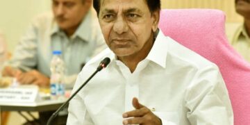 ಅತಿಯಾದ ಆತ್ಮವಿಶ್ವಾಸವೇ ಕೆಸಿಆರ್‌ ಅವನತಿಗೆ ಕಾರಣ