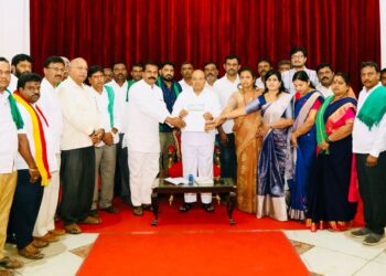 ಹೆಚ್.ಎನ್.ವ್ಯಾಲಿ, ಕೆ.ಸಿ.ವ್ಯಾಲಿ ನೀರಿನ 3ನೇ ಹಂತ ಸಂಸ್ಕರಣೆ; ರಾಜ್ಯಪಾಲರ ಮೊರೆ ಹೋದ ಶಾಶ್ವತ ನೀರಾವರಿ ಹೋರಾಟ ಸಮಿತಿ