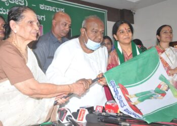 ಜೆಡಿಎಸ್ – ಬಿಜೆಪಿ ಕ್ಷೇತ್ರ ಹಂಚಿಕೆ ಅಂತಿಮ ಹಂತದಲ್ಲಿ; ವಾರದೊಳಗೆ ಎಲ್ಲಾ ಪ್ರಕ್ರಿಯೆ ನಡೆಯುತ್ತದೆ ಎಂದ ಹೆಚ್.ಡಿ.ದೇವೇಗೌಡರು