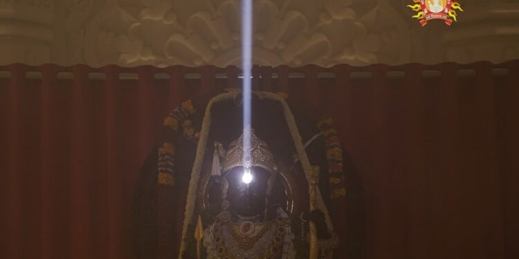 ಶ್ರೀರಾಮ ನವಮಿ ದಿನ ಅಯೋಧ್ಯೆಯ ಬಾಲ ರಾಮನಿಗೆ ಸೂರ್ಯ ತಿಲಕ