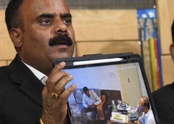 ಹಾಸನ ಪೆನ್‍ಡ್ರೈವ್ ಪ್ರಕರಣ; ಅಶ್ಲೀಲ ವಿಡಿಯೋ ಲೀಕ್‌ ಹಿಂದೆ DCM ಡಿಕೆಶಿ ಕೈ ಚಳಕ