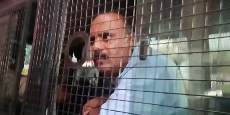 ಪೆನ್ ಡ್ರೈ ಪ್ರಕರಣ: HDK ಹೆಸರು ಹೇಳಲು ₹100 ಕೋಟಿ ಆಫರ್ ಕೊಟ್ಟ ಡಿಕೆಶಿ!