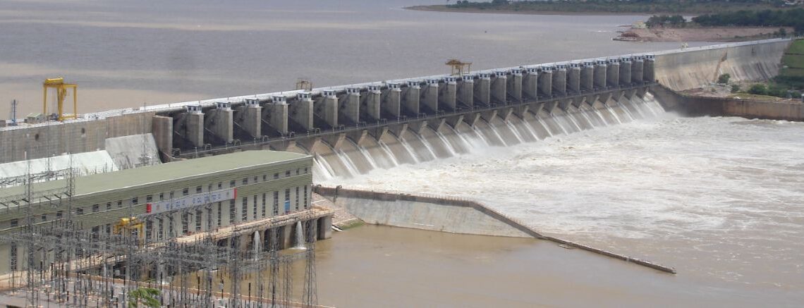 ಆಲಮಟ್ಟಿ ಅಣೆಕಟ್ಟು ಎತ್ತರ ಹೆಚ್ಚಳಕ್ಕೆ ಮಹಾರಾಷ್ಟ್ರ  ತಗಾದೆ; ರಾಜ್ಯಕ್ಕೆ ಆಘಾತ