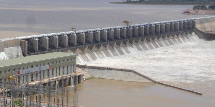 ಆಲಮಟ್ಟಿ ಅಣೆಕಟ್ಟು ಎತ್ತರ ಹೆಚ್ಚಳಕ್ಕೆ ಮಹಾರಾಷ್ಟ್ರ  ತಗಾದೆ; ರಾಜ್ಯಕ್ಕೆ ಆಘಾತ
